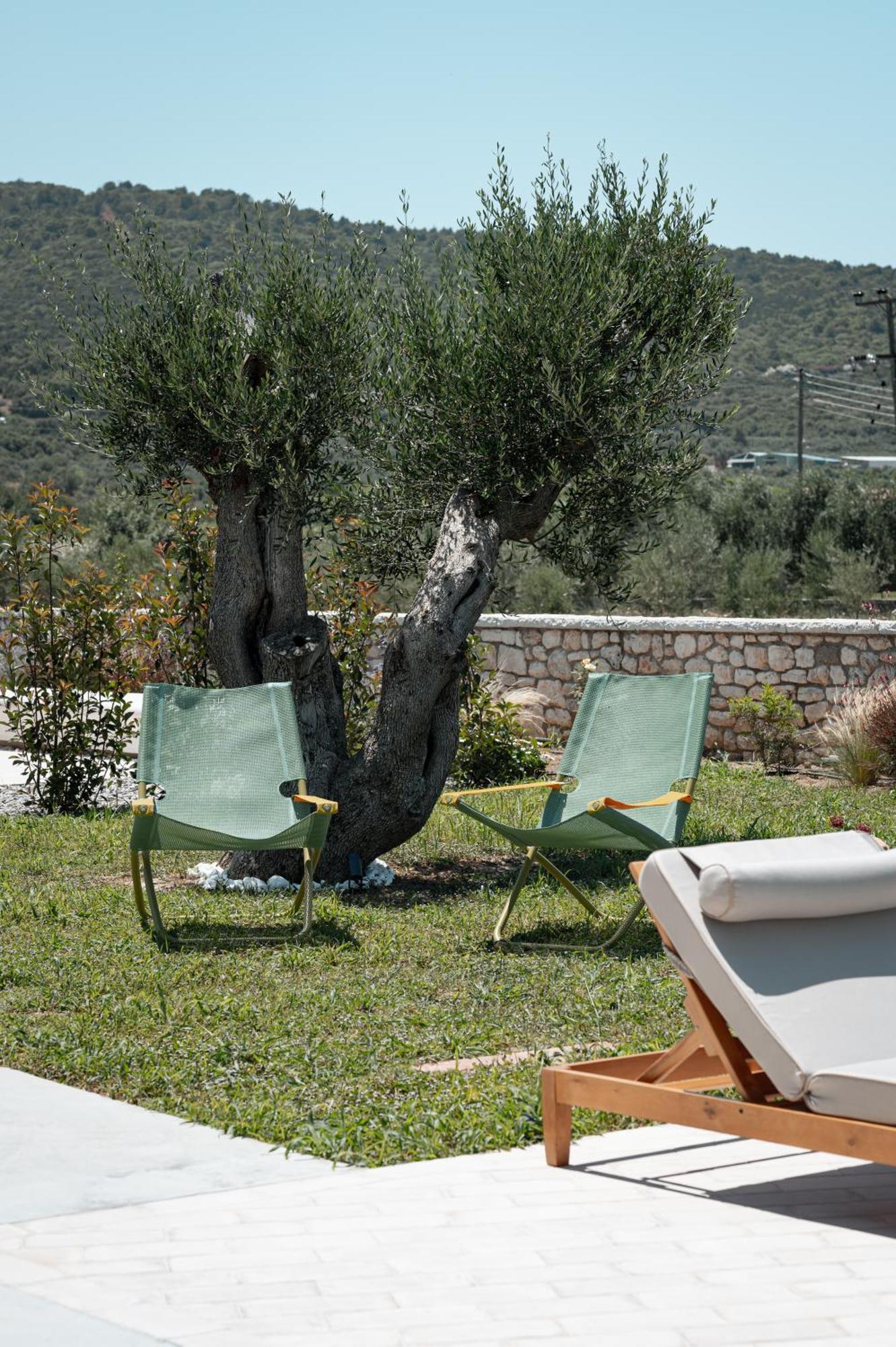 Trinity Design Suites Valanidorachi Extérieur photo