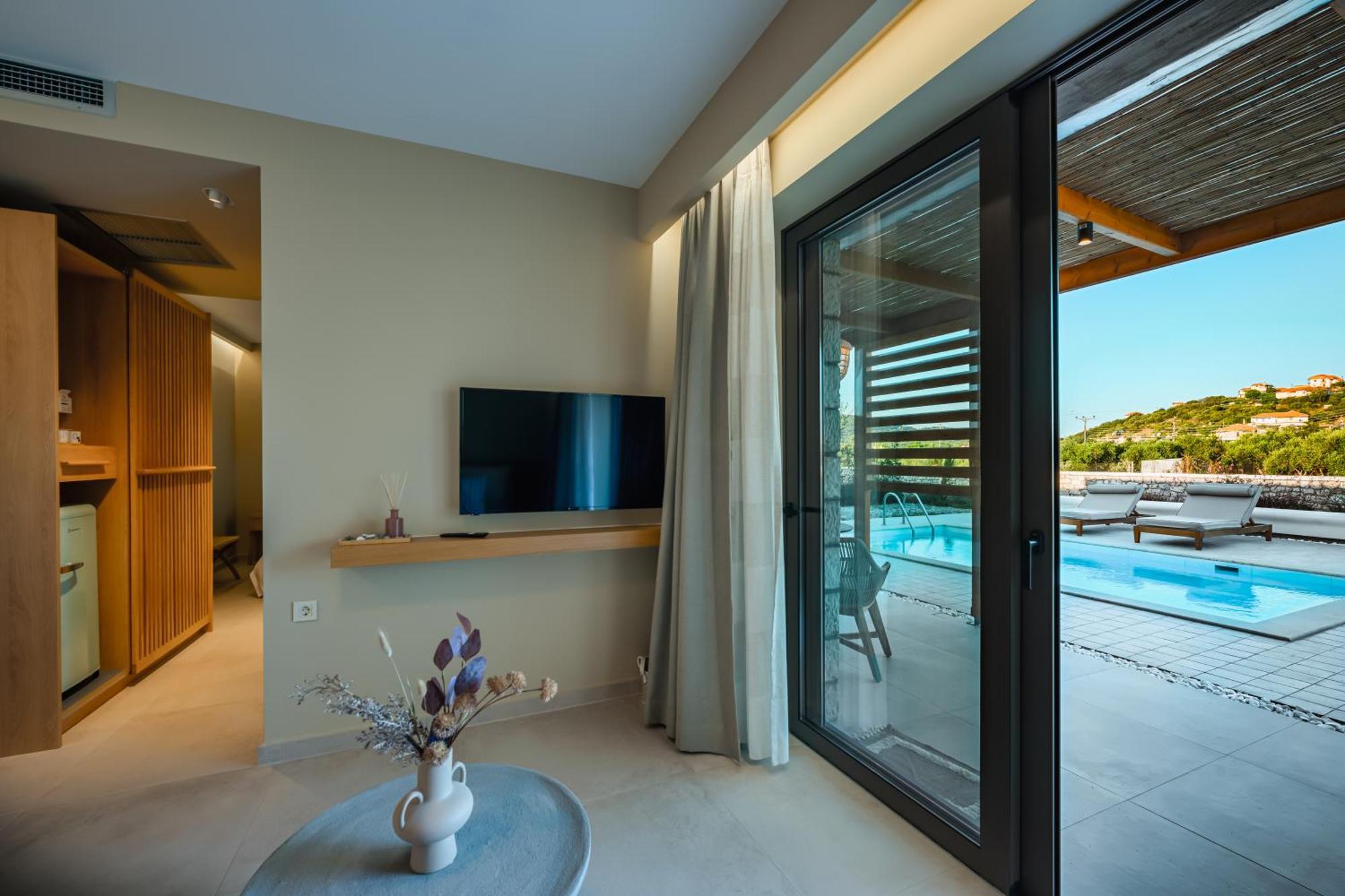 Trinity Design Suites Valanidorachi Extérieur photo