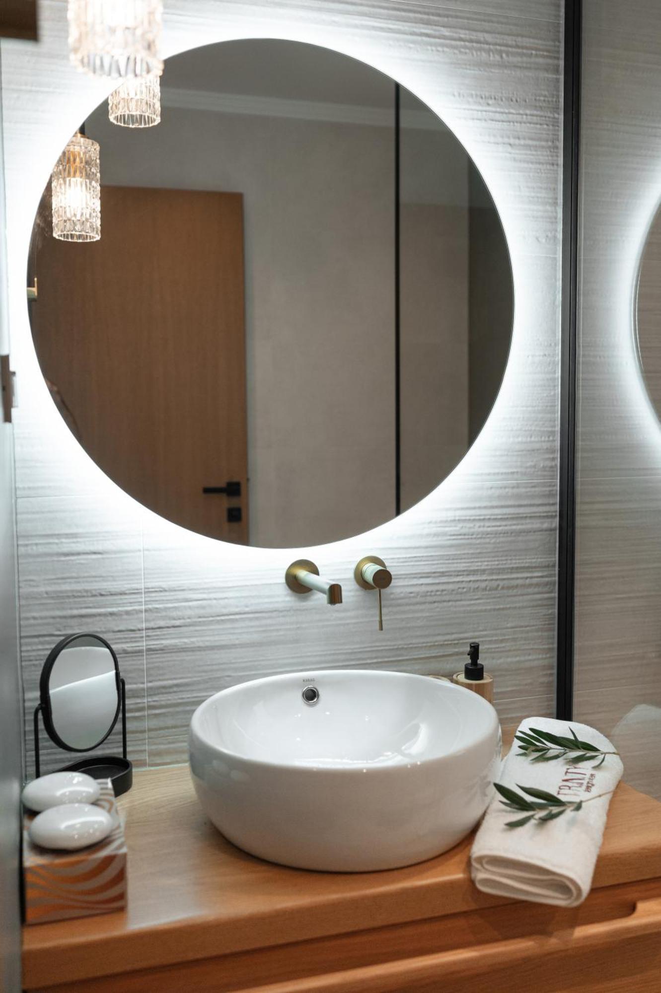 Trinity Design Suites Valanidorachi Extérieur photo