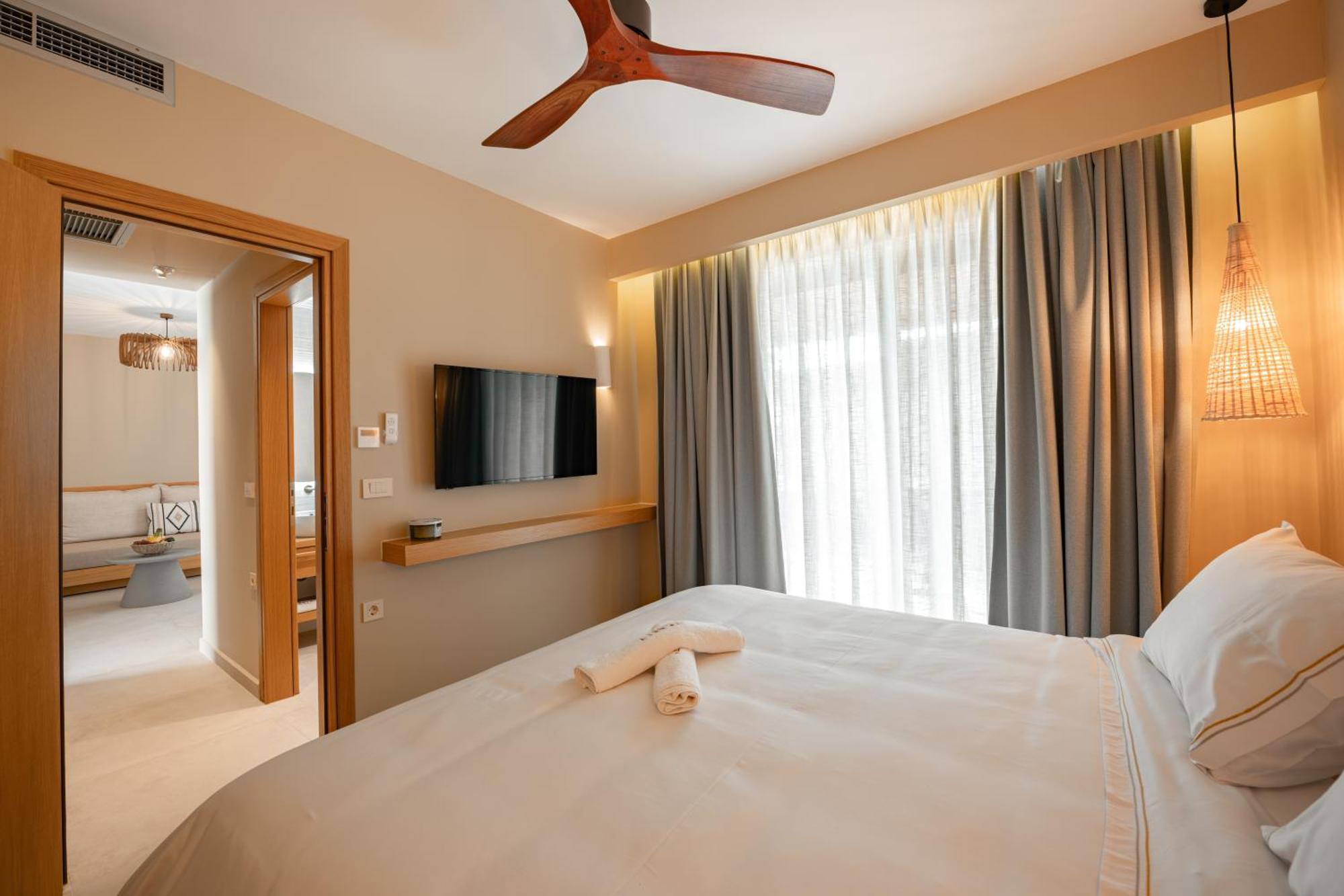 Trinity Design Suites Valanidorachi Extérieur photo